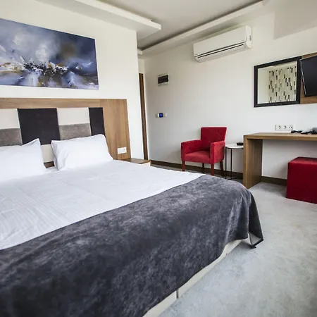 Rivada Hotel 3*