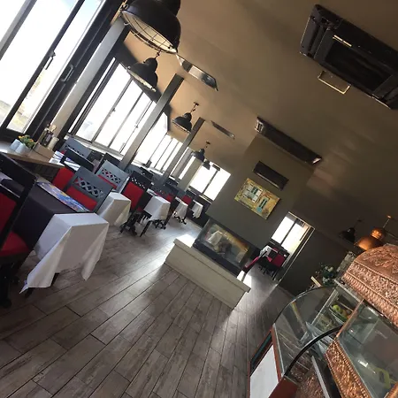 Rivada Hotel 3*